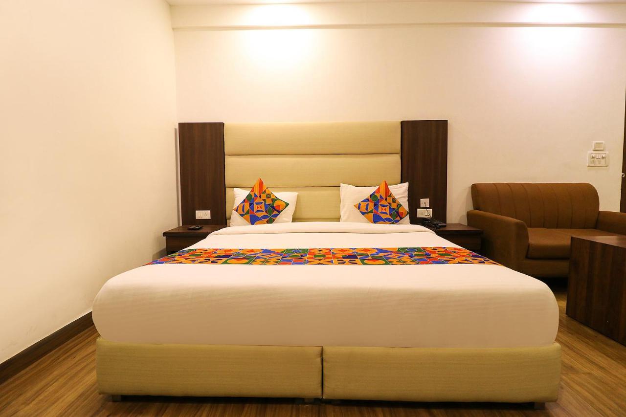 Hotel Bel Morris New Delhi Exterior photo