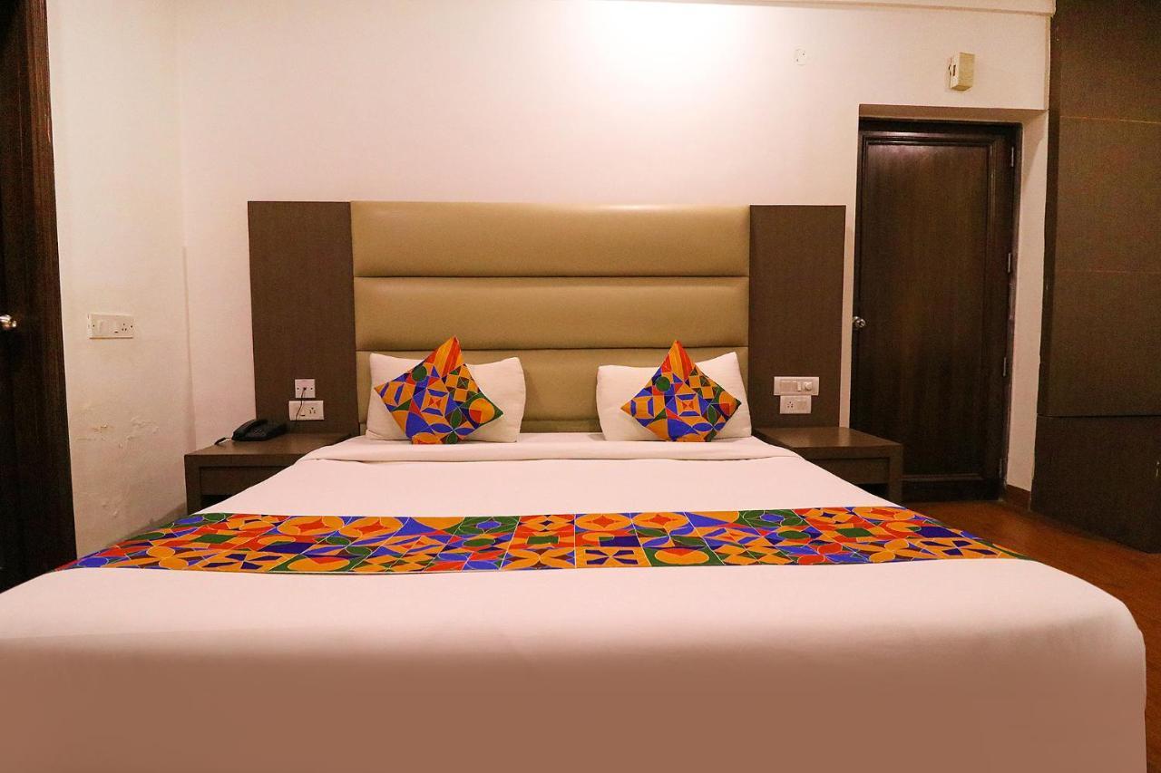 Hotel Bel Morris New Delhi Exterior photo